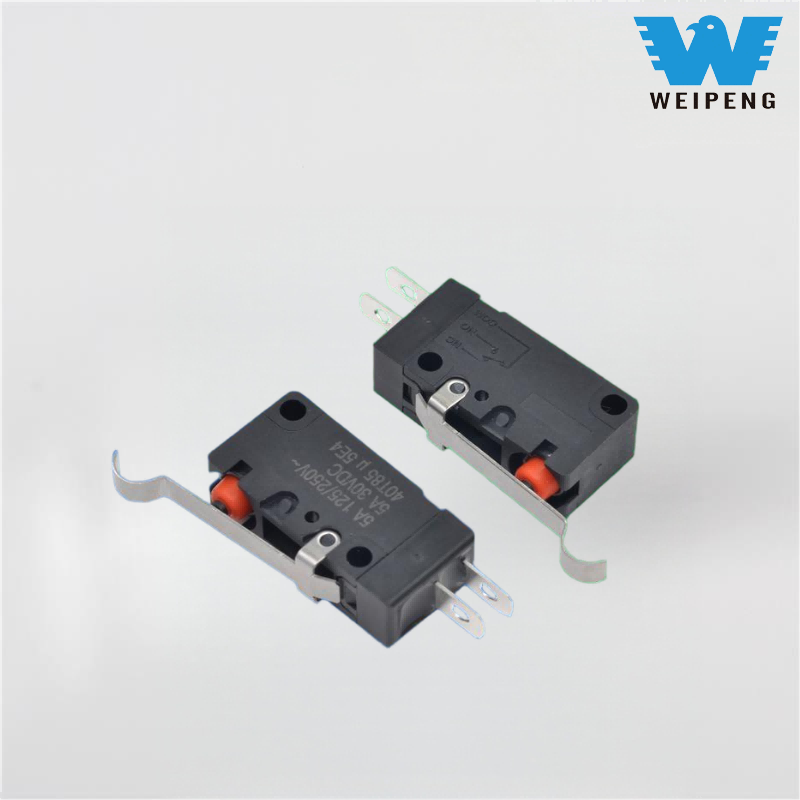 FSK-14 ڈرائیور عام طور پر واٹر پروف مائکرو سوئچ کو بند کرتا ہے